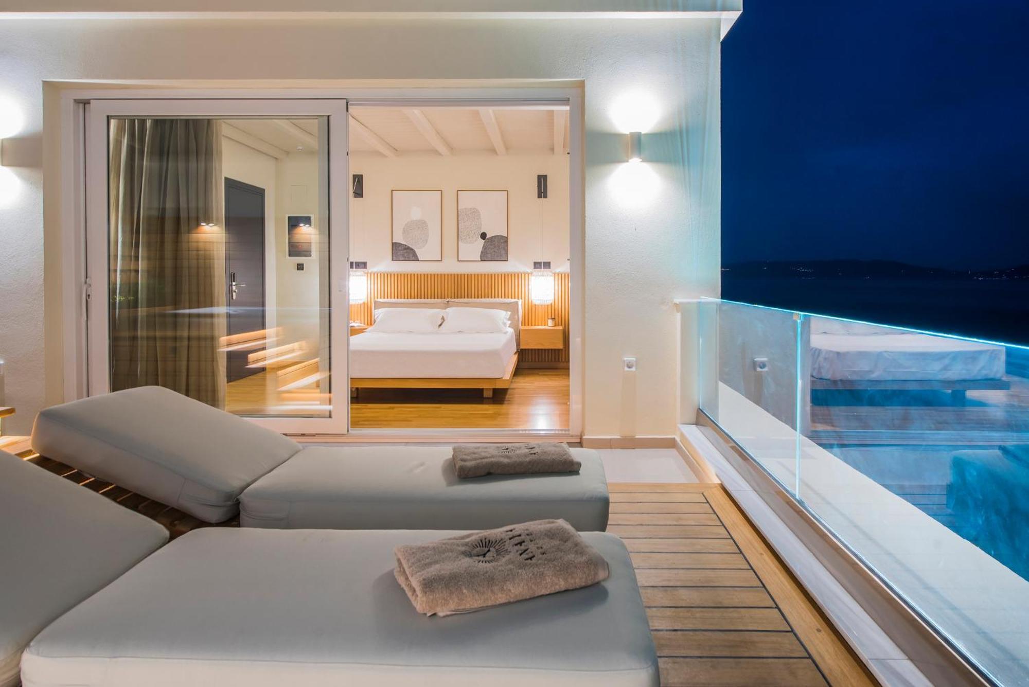 Anaya Suites Ermoupoli Ngoại thất bức ảnh